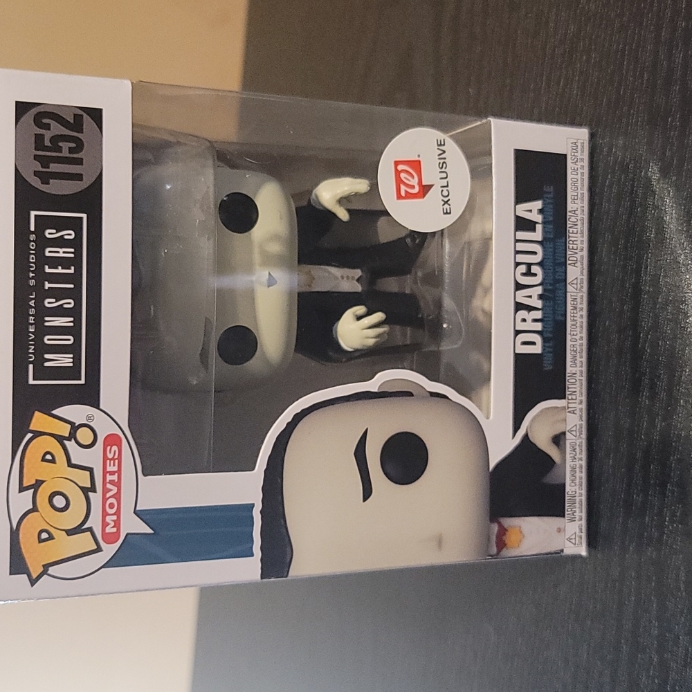 New in box pop funko movies dracula 1152